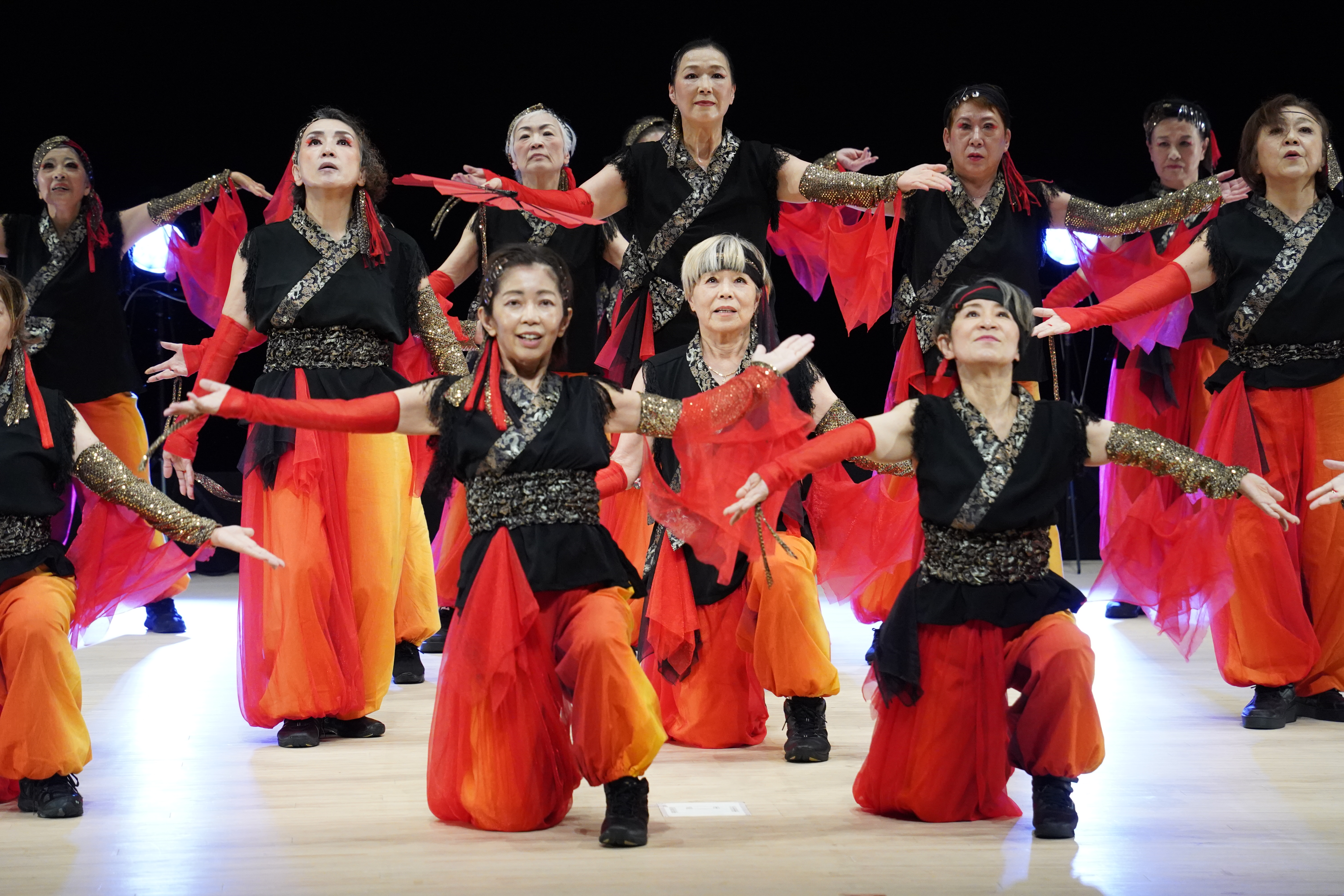 ダンスパフォーマンスの様子2